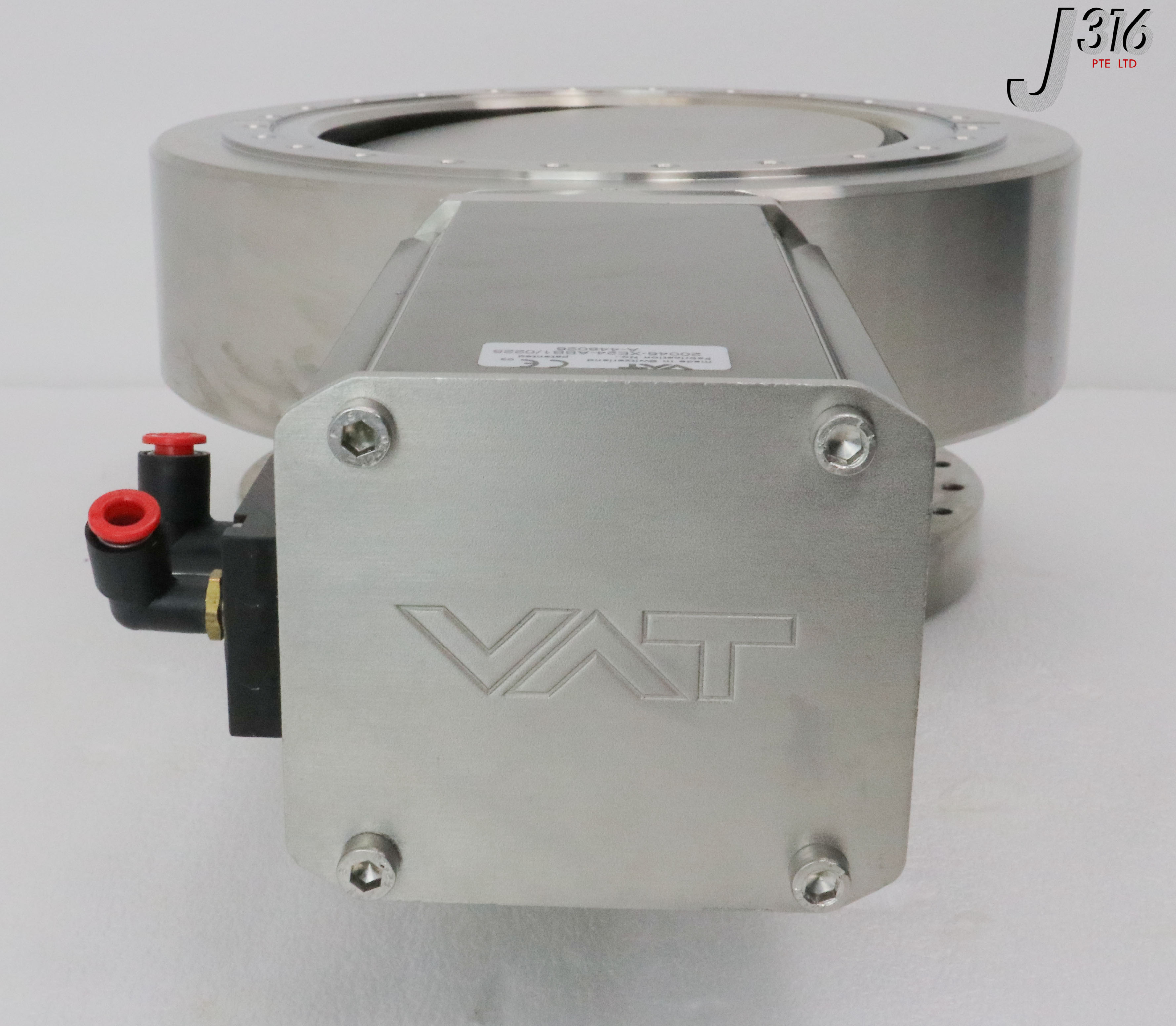 26112 VAT VATTERFLY/BUTTERFLY W/ PNEUMATIC ACTUATOR 20046-XE24